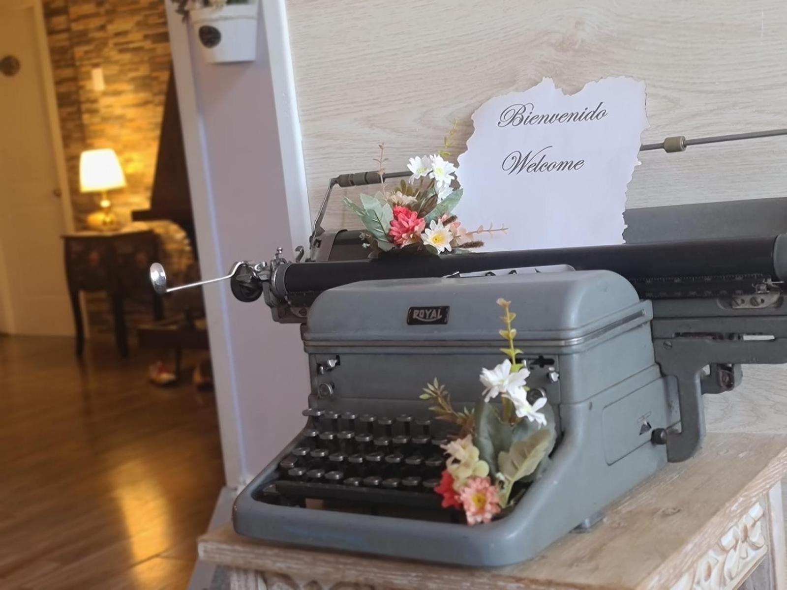 Arte Brisa Hostal Boutique Пуэрто-Наталес Экстерьер фото